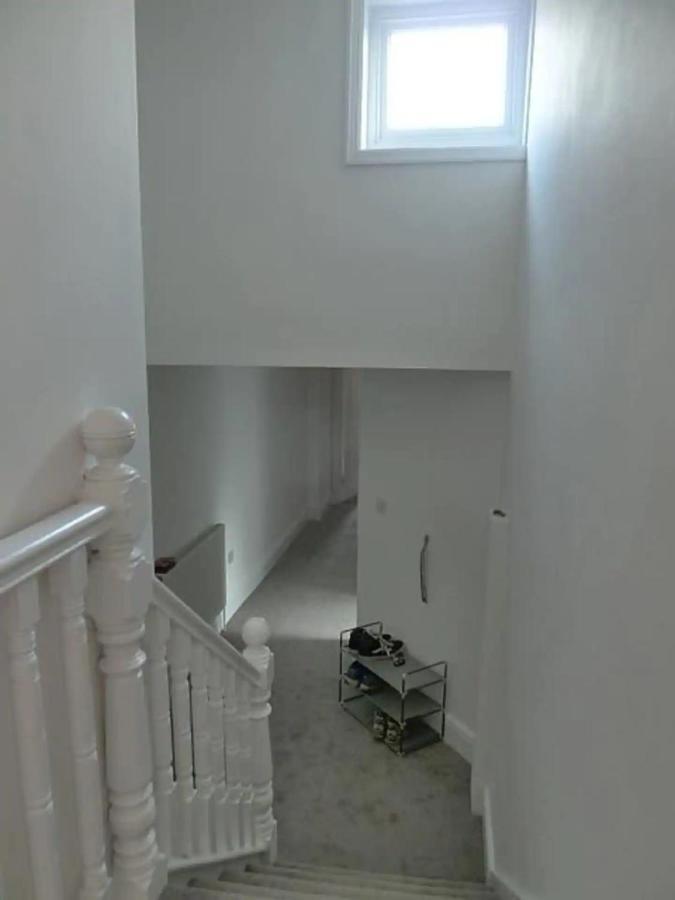 Top Floor Flat With Sea View 荷尼湾 外观 照片