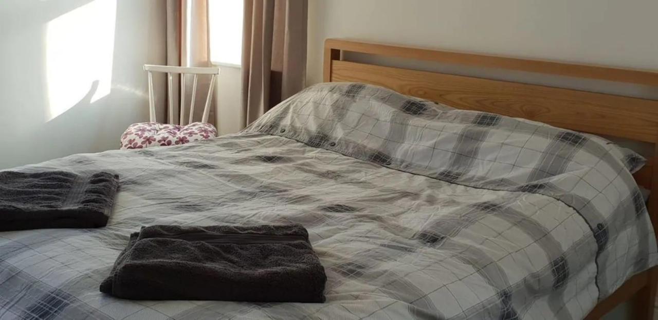 Top Floor Flat With Sea View 荷尼湾 外观 照片